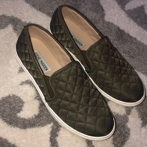 Army Green Steve Madden sneakers!
